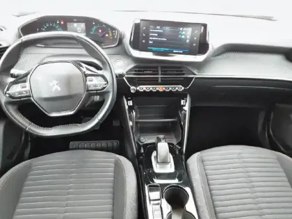 Photo 7 Peugeot 2008  Moteur électrique 136 ch