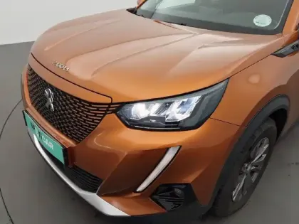 Photo 15 Peugeot 2008  Moteur électrique 136 ch