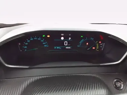 Photo 9 Peugeot 2008  Moteur électrique 136 ch