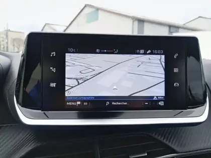 Photo 12 Peugeot 208  PureTech 75 S&S BVM5