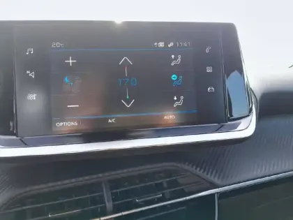 Photo 12 Peugeot 2008  PureTech 100 S&S BVM6