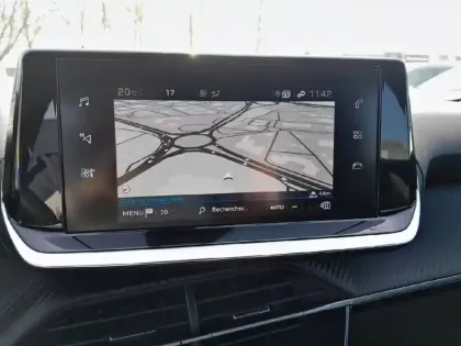 Photo 13 Peugeot 2008  PureTech 100 S&S BVM6