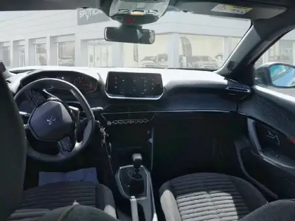 Photo 7 Peugeot 2008  PureTech 100 S&S BVM6