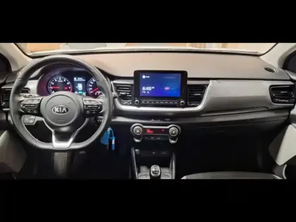 Photo 13 Kia Stonic  1.0 T-GDi 120ch MHEV Launch Edition iBVM6