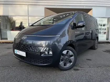 Photo Hyundai Staria Executive