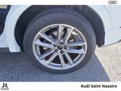 Photo 25 Audi Q3  45 TFSIe 245 ch S tronic 6