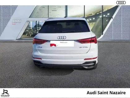 Photo 10 Audi Q3  45 TFSIe 245 ch S tronic 6