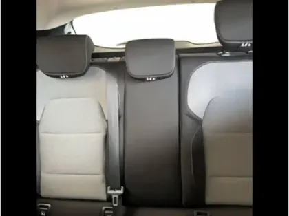 Photo 13 Renault Clio  E-Tech full hybrid 145 GSR2