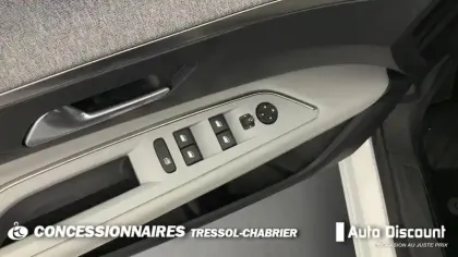 Photo 17 Peugeot 3008  Puretech 130ch S&S EAT8 Allure