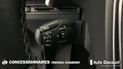 Photo 16 Peugeot 3008  Puretech 130ch S&S EAT8 Allure