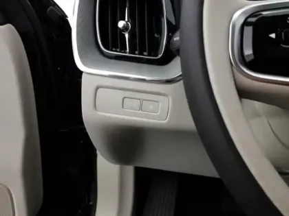 Photo 12 Volvo Xc60  T6 AWD 253 + 145ch Utimate Style Dark Geartronic