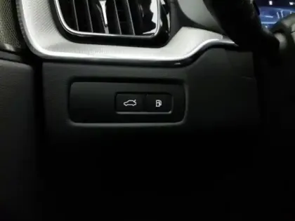 Photo 13 Volvo Xc60  T6 AWD 253 + 145ch Ultra Style Dark Geartronic