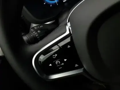 Photo 12 Volvo Xc60  T6 AWD 253 + 145ch Ultra Style Dark Geartronic