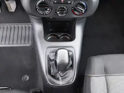 Photo 13 Citroën C3  PureTech 83 S&S BVM5