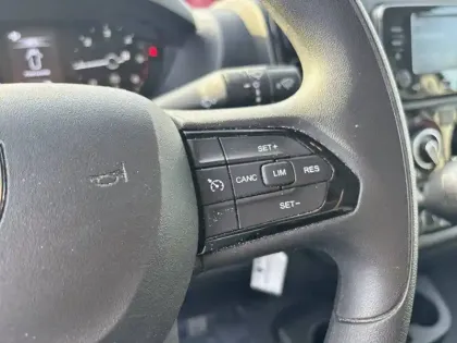 Photo 14 Peugeot Boxer  FOURGON TOLE 3.5 T L3H3 140 S&S BVM6