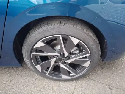 Photo 40 Peugeot 308 Gén. III Ph1 Allure 5