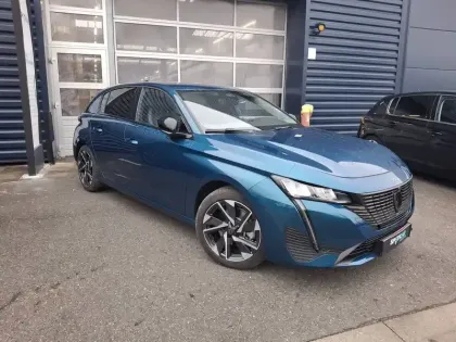 Photo 62 Peugeot 308  PHEV 180 e-EAT8