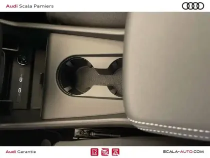 Photo 26 Audi Q4  e-tron 45 285 ch 82 kWh