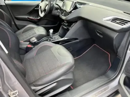 Photo 10 Peugeot 2008  1.2 PureTech 110ch GT Line S&S