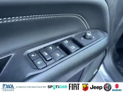 Photo 12 Jeep Compass  1.3 Turbo T4 240ch PHEV 4xe S AT6 eAWD