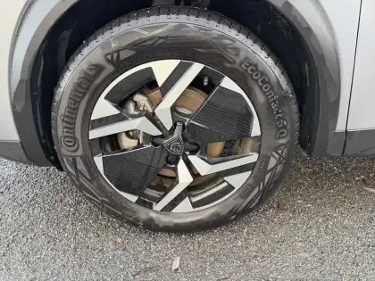 Photo 12 Peugeot 2008  Electrique 54 kWh 156 ch