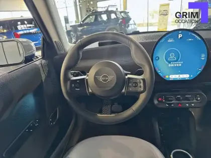 Photo 5 Mini Cooper  Electric E 184 ch