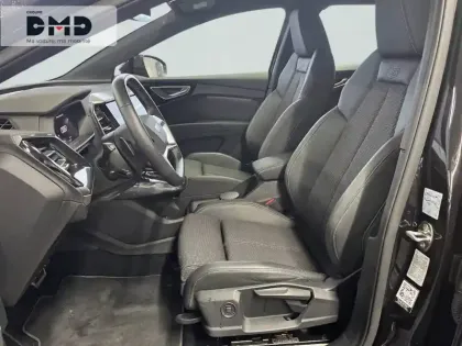 Photo 9 Audi Q4  e-tron 35 170 ch 55 kW