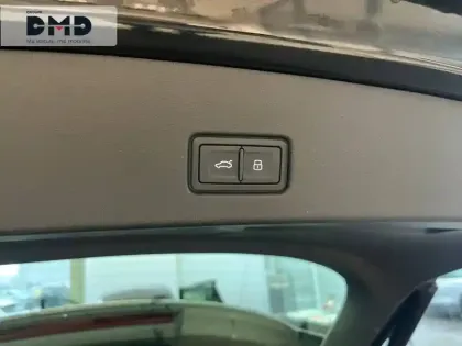 Photo 12 Audi Q4  e-tron 35 170 ch 55 kW