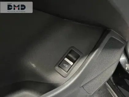 Photo 14 Audi Q4  e-tron 35 170 ch 55 kW