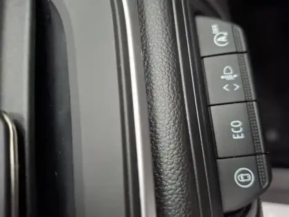 Photo 43 Renault Captur  TCe 90