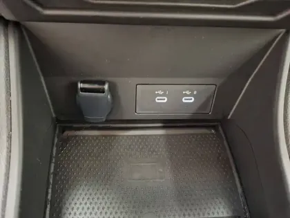 Photo 46 Renault Captur  TCe 90