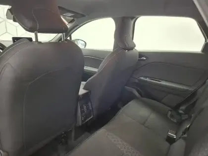 Photo 37 Renault Captur  TCe 90