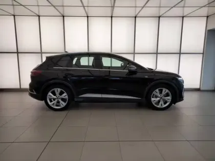 Photo 23 Audi Q4  e-tron 45 285 ch 82 kWh