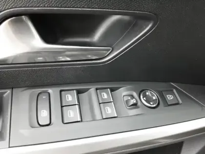 Photo 42 Peugeot 3008  Hybrid 136 e-DCS6