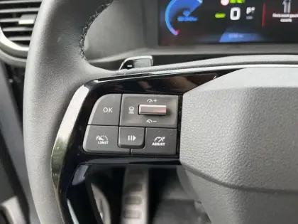 Photo 41 Peugeot Expert E- FGN M ELECTRIQUE 100KWH 136CH BATTERIE 75 KWH