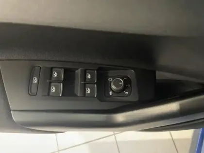 Photo 3 Volkswagen Polo  1.0 TSI 95ch R-Line