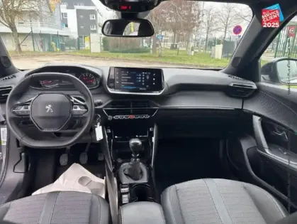 Photo 7 Peugeot 2008  1.2 PureTech 130ch S/S Allure GPS Camera Carplay