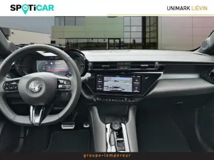 Photo 7 Alfa Romeo Junior  Elettrica 156ch Premium