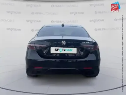 Photo 4 Alfa Romeo Giulia  2.2 Diesel 160ch Veloce AT8