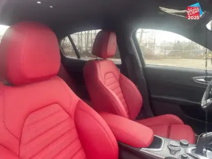 Photo 8 Alfa Romeo Giulia  2.2 Diesel 160ch Veloce AT8