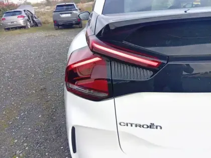 Photo 16 Citroën C4 e- 136 ch autonomie standard  Automatique