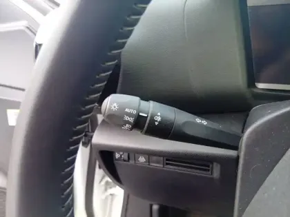 Photo 18 Citroën C4 e- 136 ch autonomie standard  Automatique