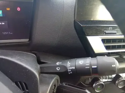 Photo 19 Citroën C4 e- 136 ch autonomie standard  Automatique