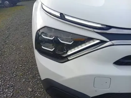 Photo 15 Citroën C4 e- 136 ch autonomie standard  Automatique