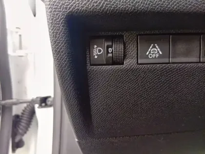 Photo 17 Citroën C4 e- 136 ch autonomie standard  Automatique