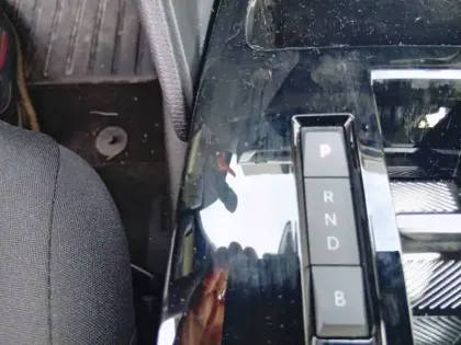 Photo 13 Citroën C4 e- 136 ch autonomie standard  Automatique