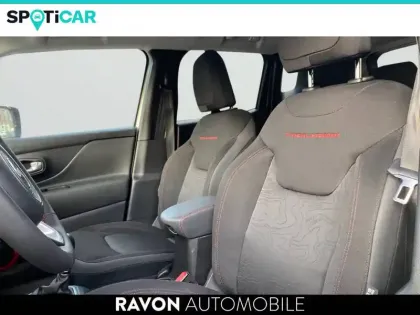 Photo 38 Jeep Renegade  1.3 Turbo T4 240 ch PHEV BVA6 4xe eAWD