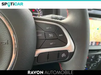 Photo 28 Jeep Renegade  1.3 Turbo T4 240 ch PHEV BVA6 4xe eAWD