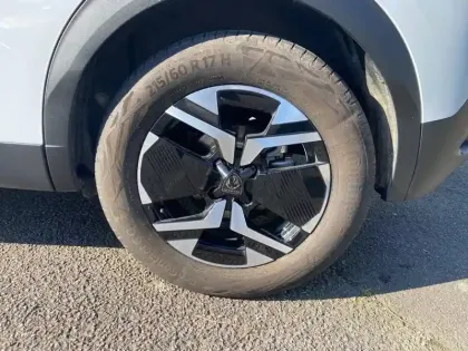 Photo 32 Peugeot 2008  Electrique 54 kWh 156 ch