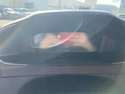 Photo 29 Peugeot 2008  Electrique 54 kWh 156 ch